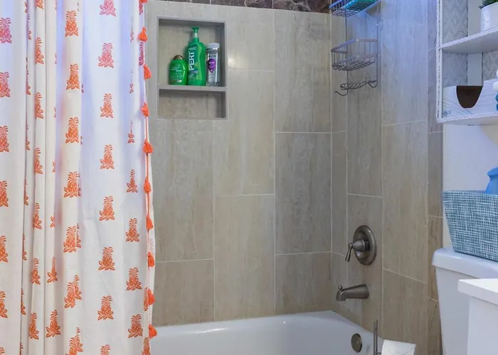 Charming House Pool Near Kiwanis Park Freeways Ferienhaus *