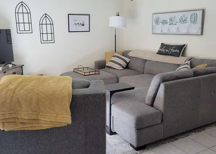 Charming House Pool Near Kiwanis Park Freeways Ferienhaus *